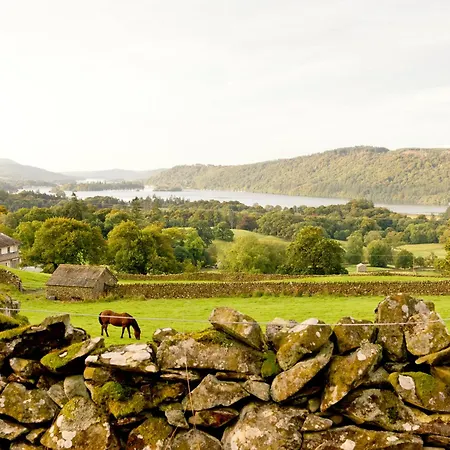 Yha Windermere Hostel
