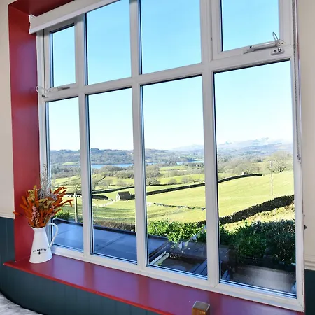 واي إتش إيه ويندرمير * Troutbeck (South Lakeland)
